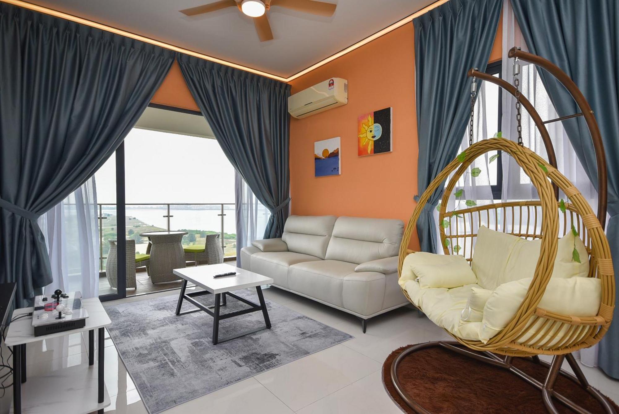 Country Garden Seaview Suite By Nest Home At Danga Bay Johor Bahru Exterior photo